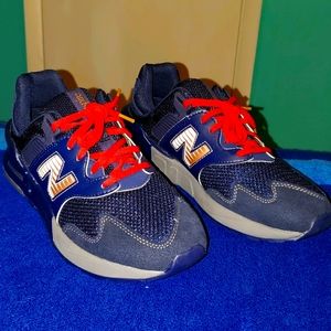 ((Sold))New balance 997s